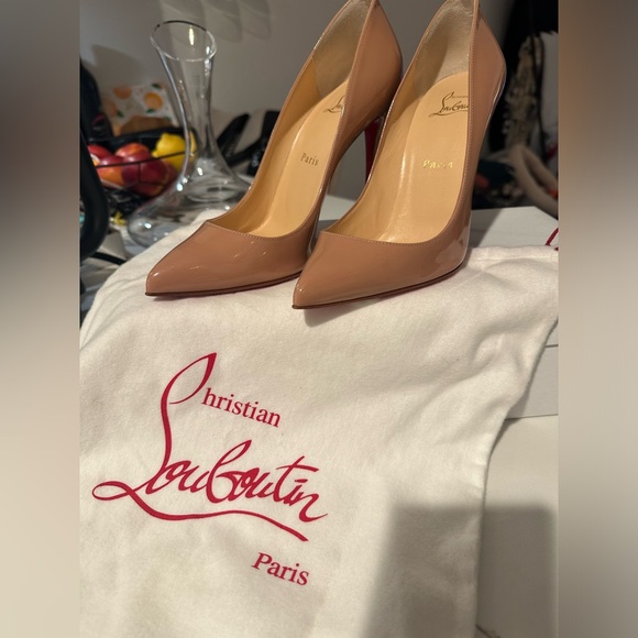 Christian Louboutin So Kate - Picture 6 of 7